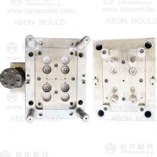 4 cavities sauces bottle  flip top cap mould